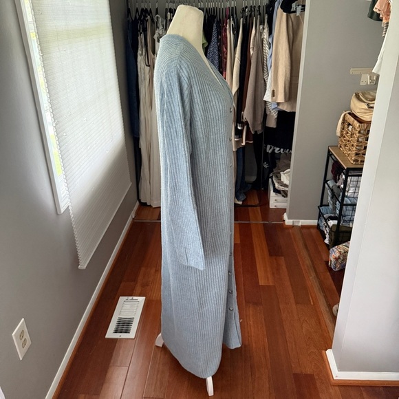 Abercrombie & Fitch Light Blue Maxi Dress - Picture 9 of 12